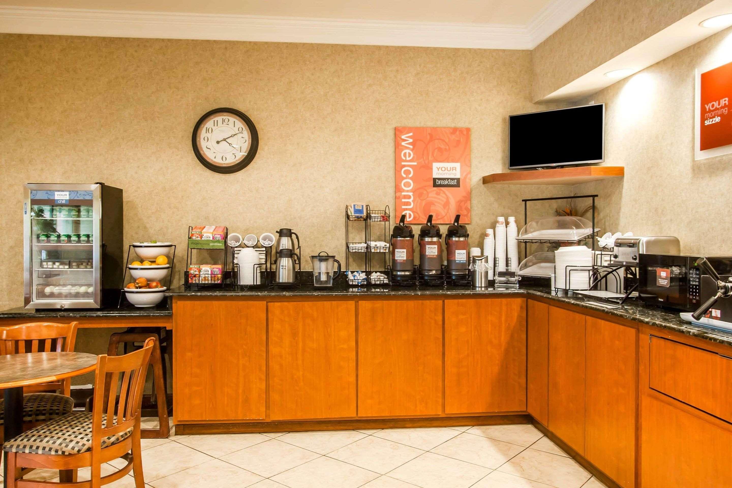 Quality Inn & Suites Germantown North Ngoại thất bức ảnh