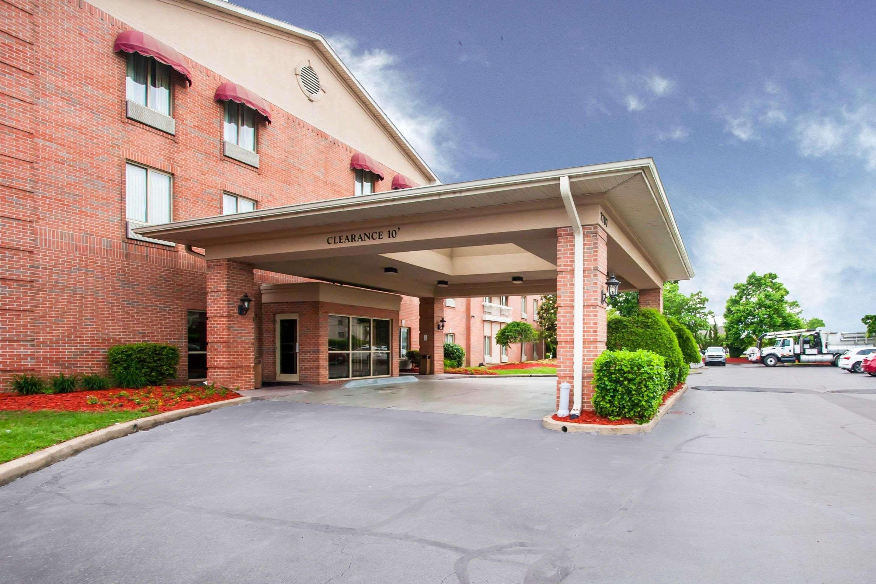 Quality Inn & Suites Germantown North Ngoại thất bức ảnh