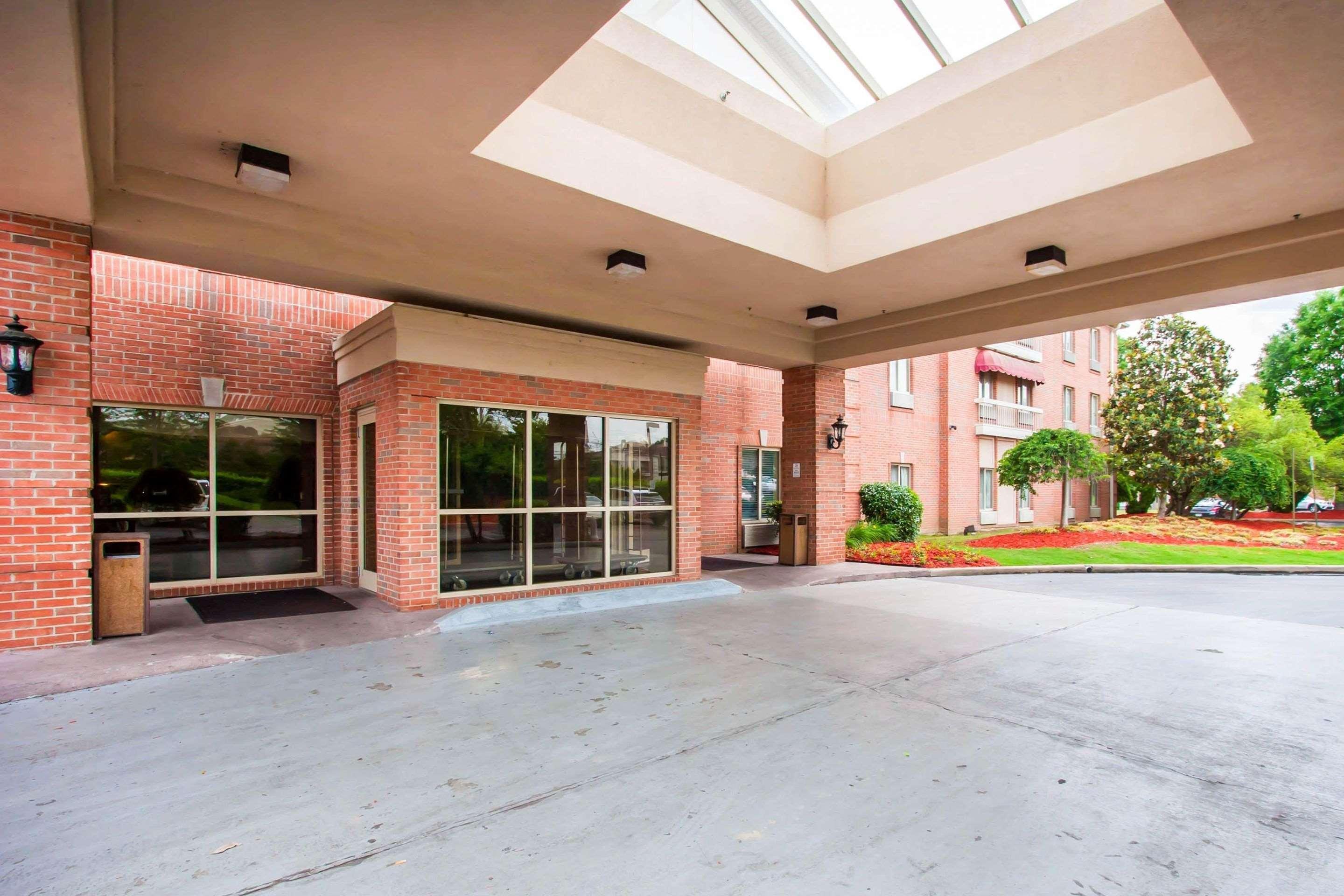 Quality Inn & Suites Germantown North Ngoại thất bức ảnh
